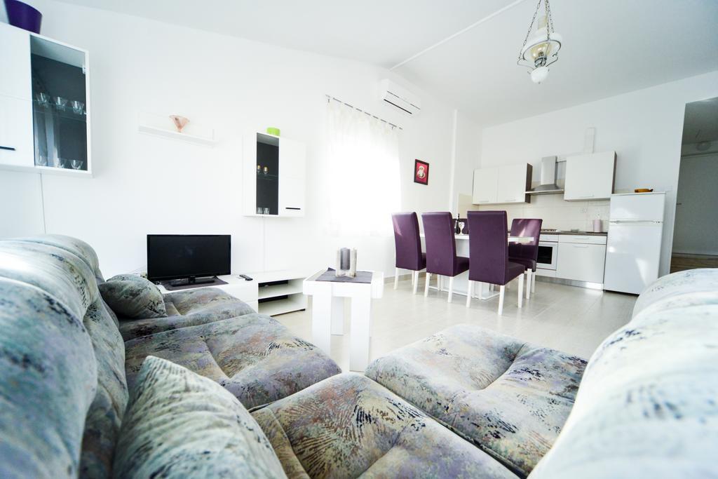 Apartments Valentina Petrcane Eksteriør billede