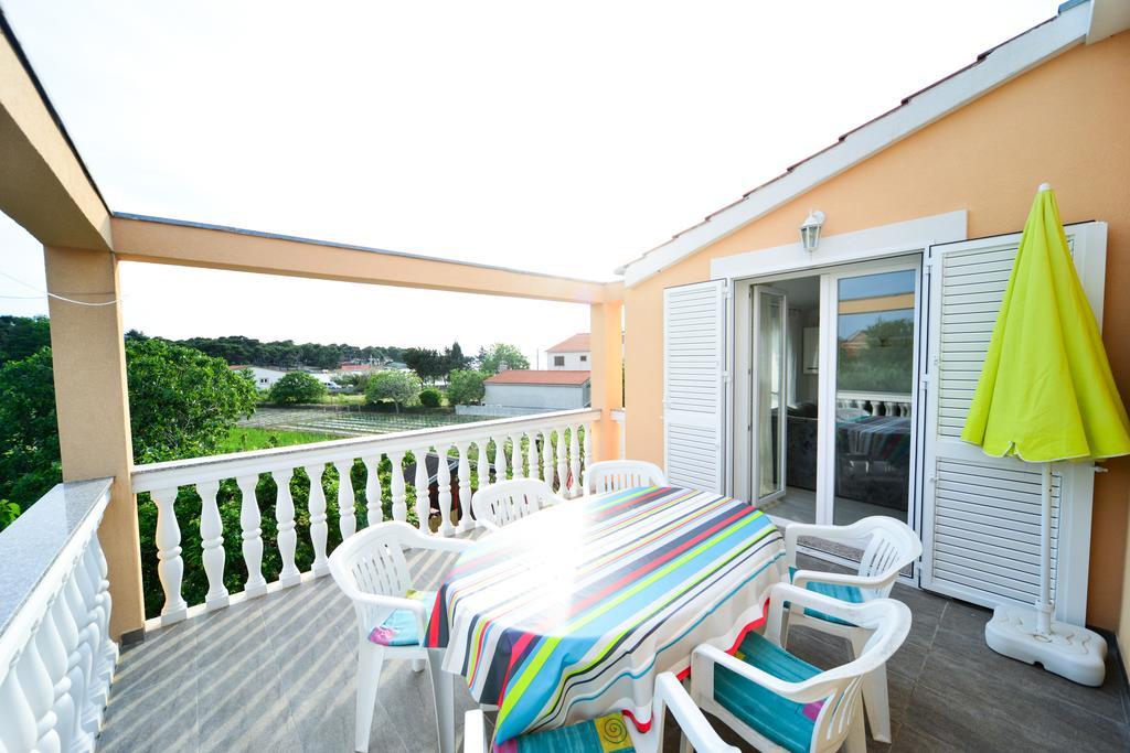 Apartments Valentina Petrcane Eksteriør billede