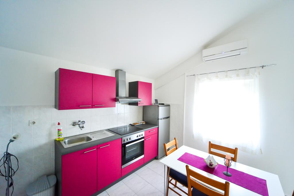 Apartments Valentina Petrcane Eksteriør billede