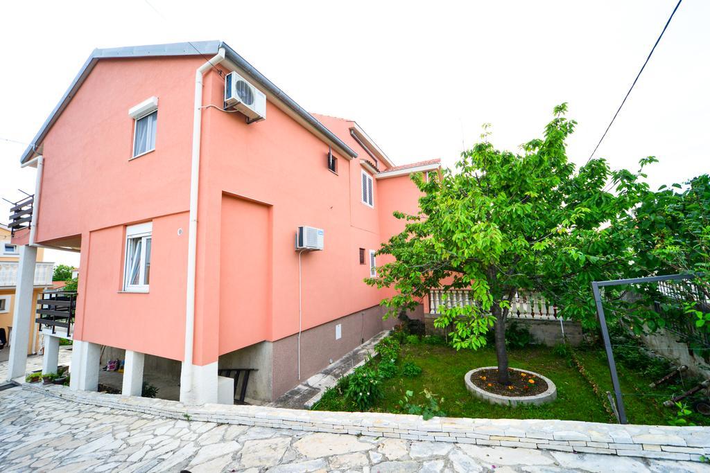 Apartments Valentina Petrcane Eksteriør billede